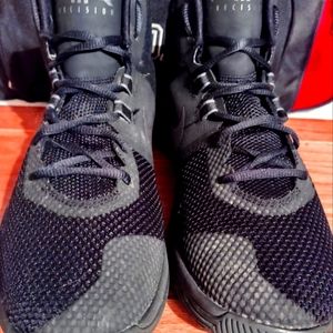 Nike air precision men's size 12